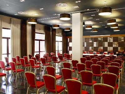 - Tablas, An Ihg 4*